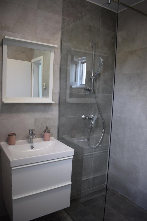 Vila Maslina - Apartman 3 Zára Kültér fotó